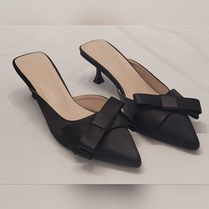 Coutgo Womens Kitten Heel Mules Pointed Toe Bow Backless Sexy Slide Sandals